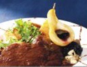 Pulykasteak fahéjas szilvamártással és rösztivel